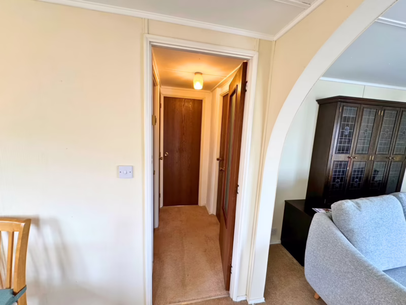 12gg hallway