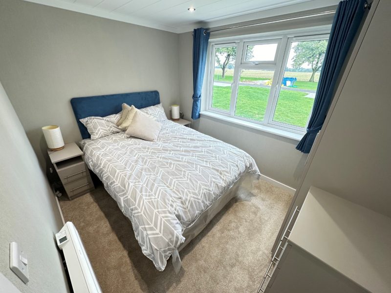 1727253871_364539_IMG_1792967 2 bed 5