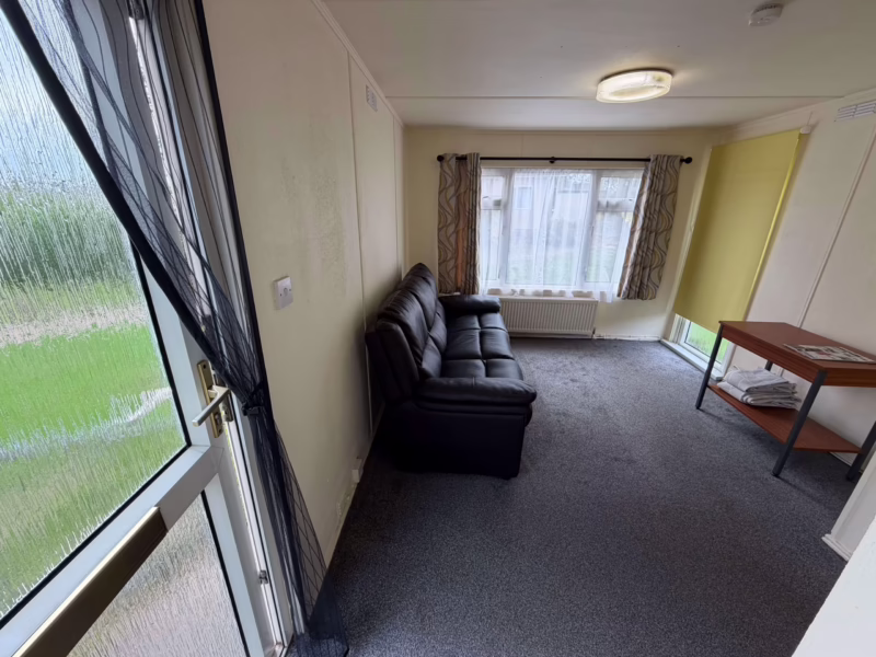 7 Greenacres Park Adbolton Lane, NG2 5AX_2