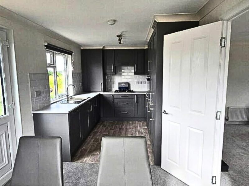 fc6b3073-9663-452b-af92-80d8a823c5b8 (1)